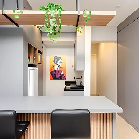 Studio incrível no Condo clube sky, batel soho by UROOMS-2